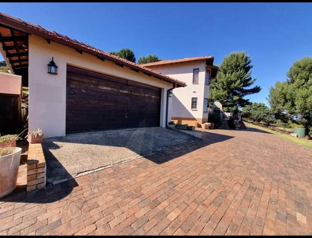 4 BEDROOM HOUSE FOR SALE IN WALKERVILLE CENTRAL